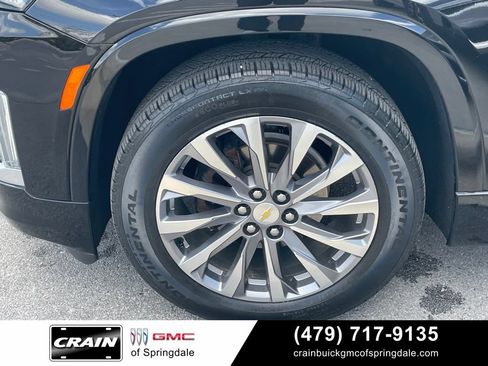 Used 2023 Chevrolet Traverse Premier AWD/4WD image 34