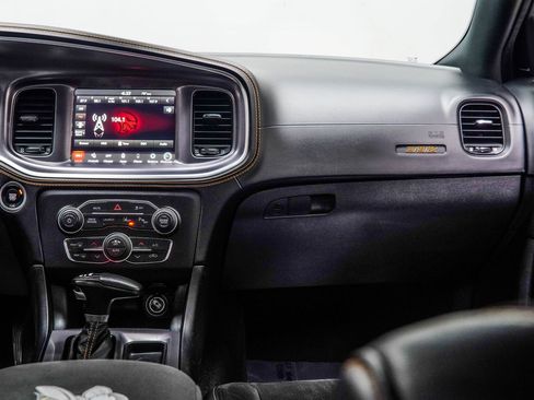 Used 2022 Dodge Charger Scat Pack RWD image 22