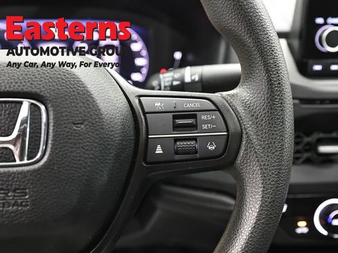 Used 2025 Honda Accord SE image 16