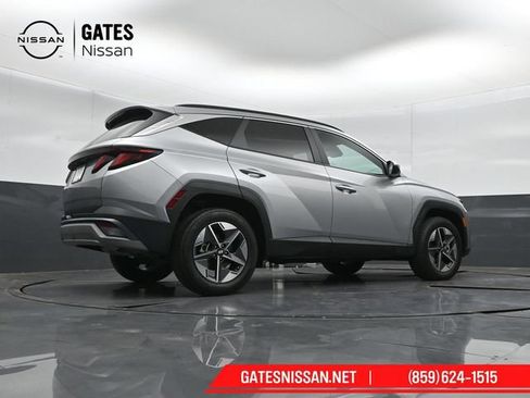 Used 2025 Hyundai Tucson SEL AWD/4WD image 40