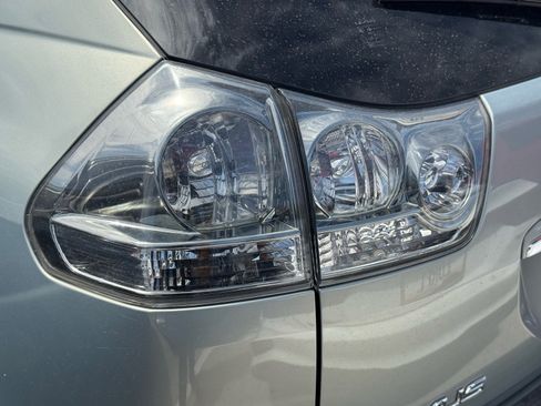 Used 2006 Lexus RX 330 FWD image 7