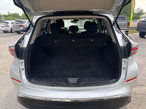 Used 2020 Nissan Murano SV FWD image 13