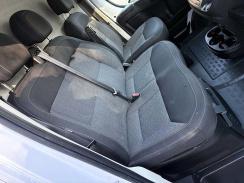 Used 2019 RAM ProMaster 2500 w/ Interior Convenience Group image 8