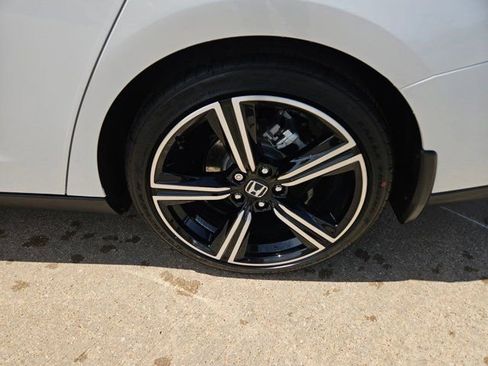 New 2026 Honda Accord SE image 9