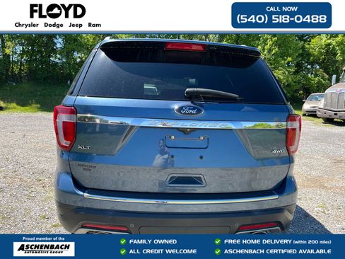Used 2018 Ford Explorer XLT w/ Equipment Group 201A AWD/4WD image 4