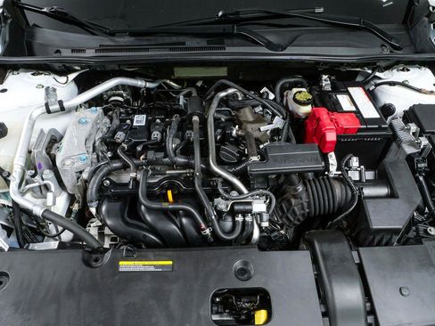 Used 2020 Nissan Sentra SV FWD image 33