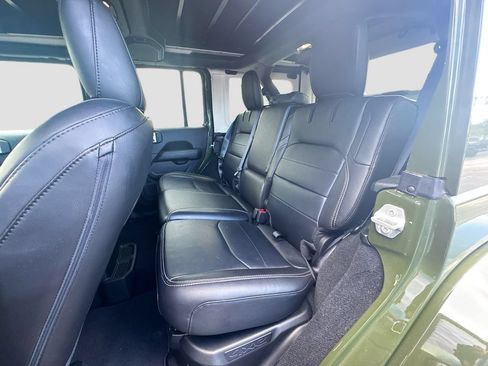 Used 2023 Jeep Wrangler Unlimited Sahara w/ Cold Weather Group AWD/4WD image 27