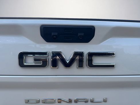 Used 2024 GMC Sierra 2500 Denali Ultimate w/ Max Trailering Package AWD/4WD image 37