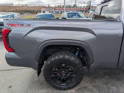 Certified 2022 Toyota Tundra Limited w/ TRD Off-Road Package AWD/4WD image 8