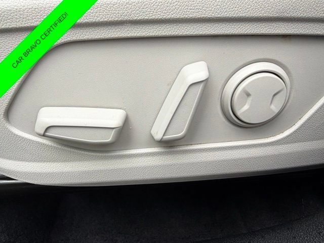 Used 2023 Kia Sorento SX FWD image 26