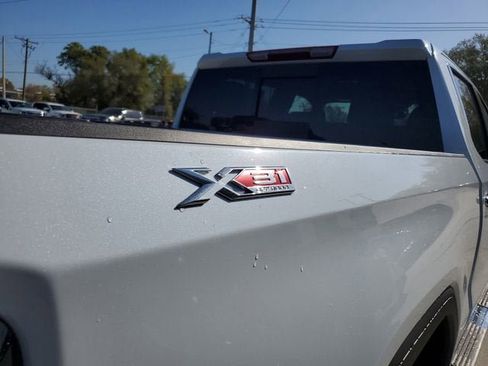 New 2026 GMC Sierra 1500 SLT w/ SLT Premium Plus Package image 10