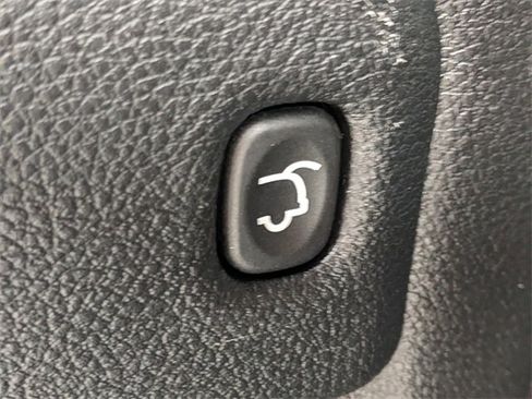 Certified 2022 Dodge Durango R/T w/ Hemi Orange Plus Package image 11