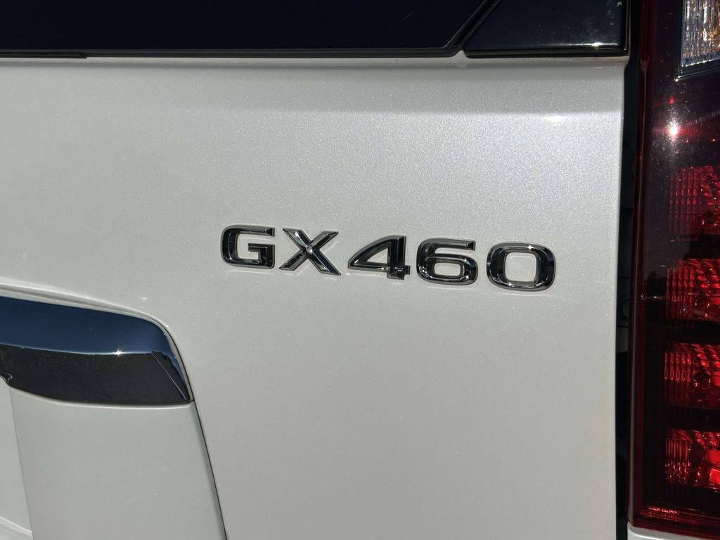 Used 2018 Lexus GX 460 Premium AWD/4WD image 13