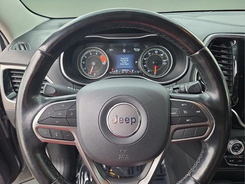 Used 2020 Jeep Cherokee Limited AWD/4WD image 18