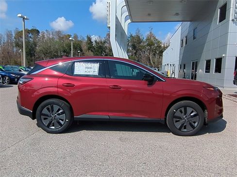 New 2025 Nissan Murano SL image 4