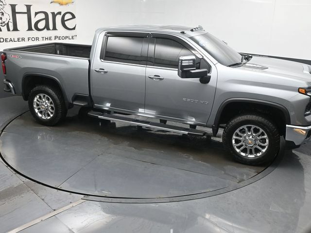 Certified 2025 Chevrolet Silverado 2500 LTZ w/ LTZ Convenience Package AWD/4WD image 38