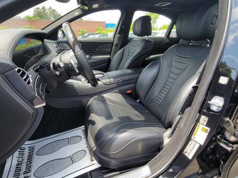 Used 2019 Mercedes-Benz S 560 4MATIC Sedan image 13