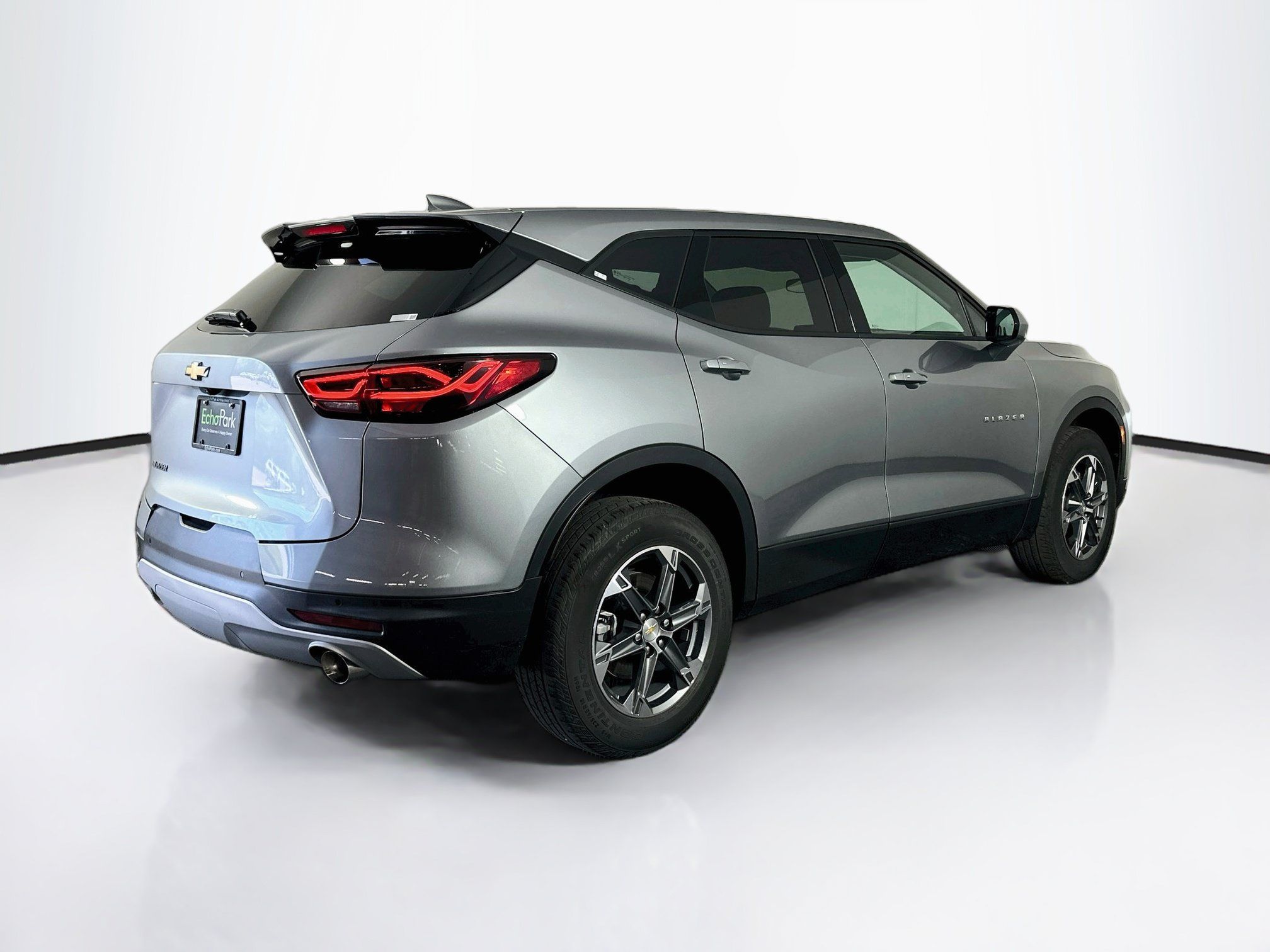 Used 2026 Chevrolet Blazer LT FWD image 9