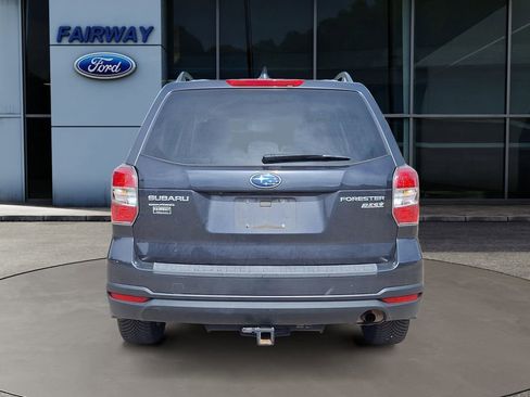 Used 2016 Subaru Forester 2.5i Premium w/ Popular Package #2 AWD/4WD image 5