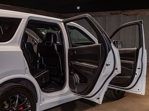 Used 2021 Dodge Durango SRT Hellcat w/ Technology Group AWD/4WD image 33