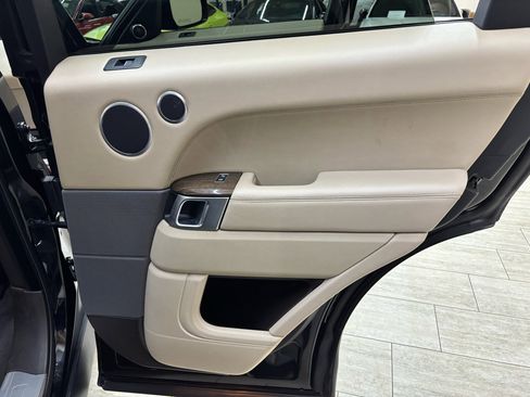 Used 2016 Land Rover Range Rover Sport HSE image 21