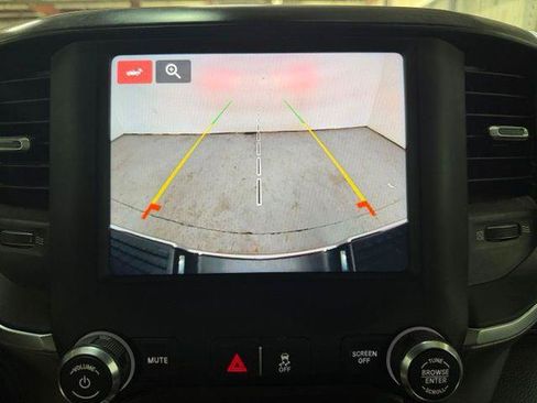 Certified 2024 RAM 2500 Big Horn AWD/4WD image 15