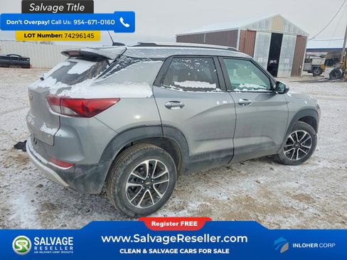Used 2024 Chevrolet TrailBlazer LT w/ LT Cold Weather Package AWD/4WD image 4