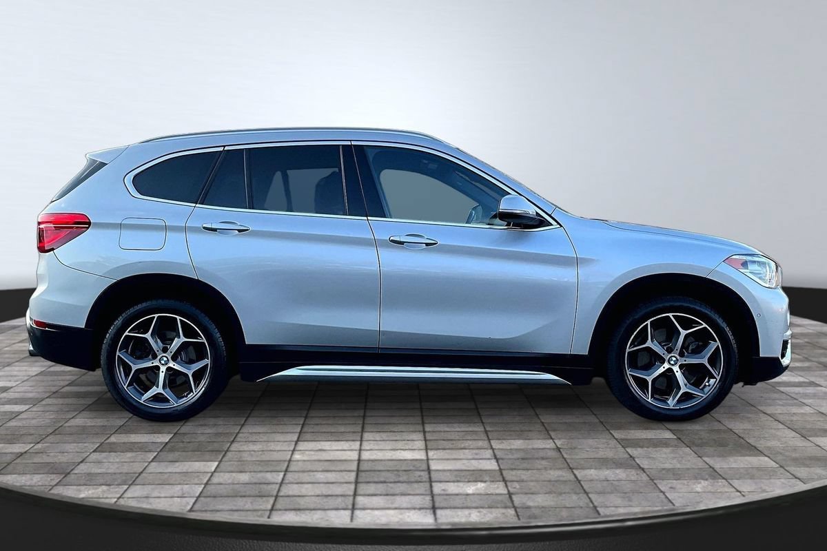 Used 2019 BMW X1 xDrive28i w/ Convenience Package AWD/4WD image 8