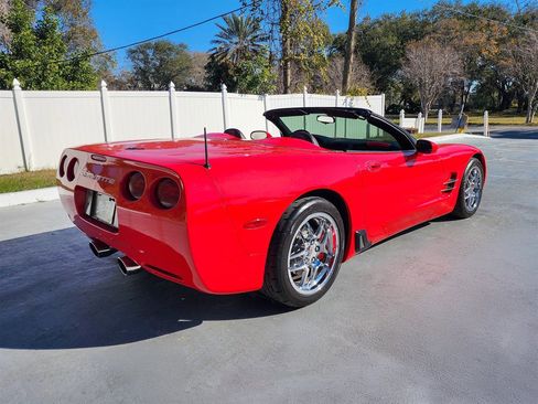 Used 1998 Chevrolet Corvette Convertible w/ Memory Pkg image 8