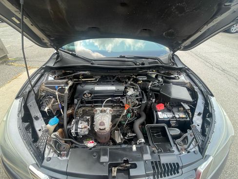 Used 2013 Honda Accord EX image 18