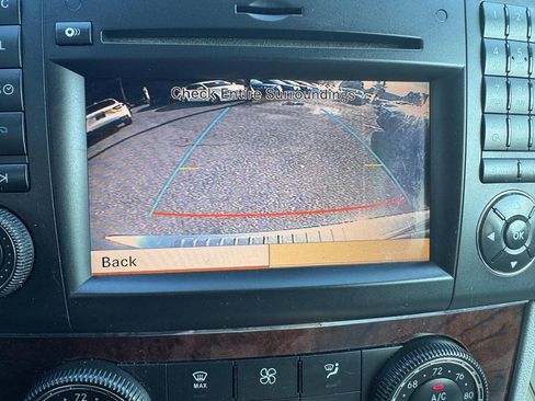 Used 2011 Mercedes-Benz ML 350 BlueTEC 4MATIC w/ Premium 2 Pkg image 21