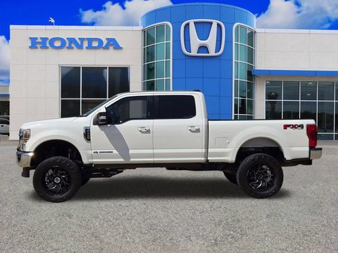 Used 2021 Ford F250 Lariat w/ Lariat Ultimate Package AWD/4WD image 6