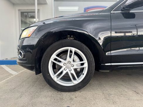 Used 2017 Audi Q5 2.0T Premium Plus w/ Technology Package image 15