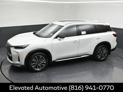 Certified 2026 INFINITI QX60 Luxe w/ Cargo Package AWD/4WD image 34