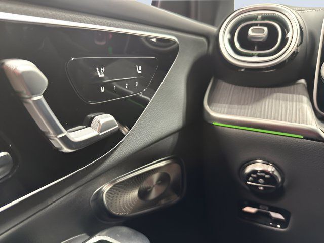 Used 2026 Mercedes-Benz GLC 300 4MATIC image 16