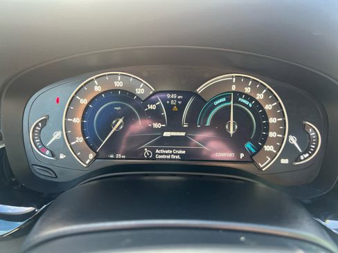 Used 2018 BMW 530e xDrive image 12