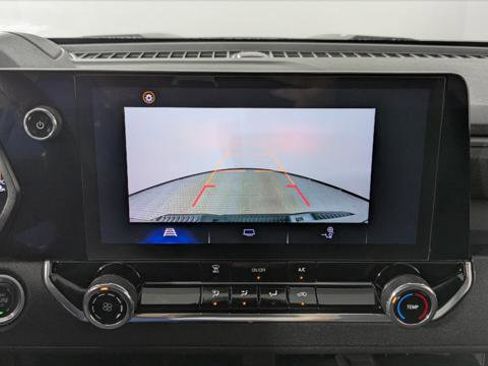 Used 2024 Chevrolet Colorado W/T image 22