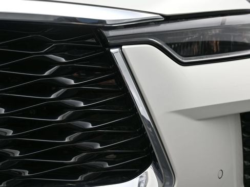 Used 2025 INFINITI QX60 Luxe w/ Vision Package AWD/4WD image 10