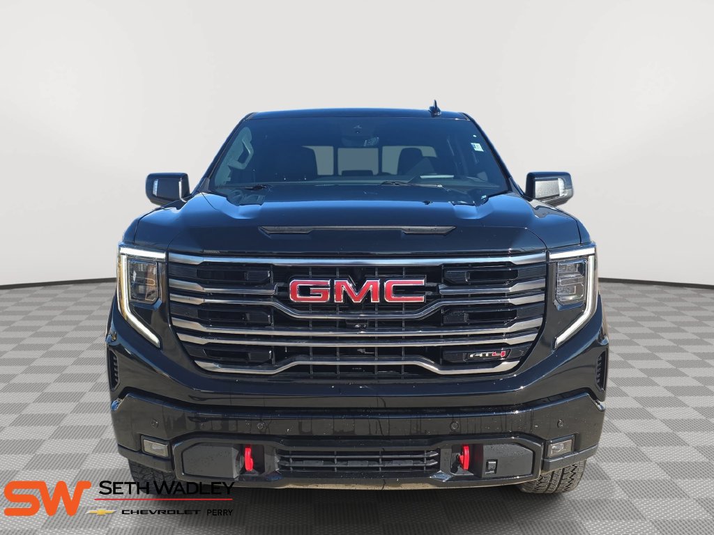 Used 2025 GMC Sierra 1500 AT4 w/ AT4 Premium Package AWD/4WD image 2