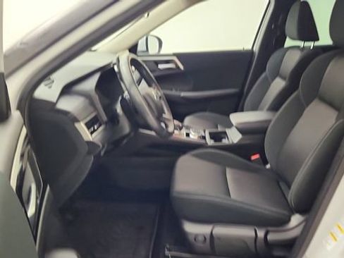 Used 2023 Mitsubishi Outlander ES FWD image 10