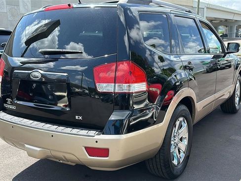 Used 2009 Kia Borrego EX w/ Premium Pkg RWD image 8