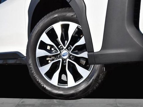 Used 2024 Subaru Outback Limited image 3