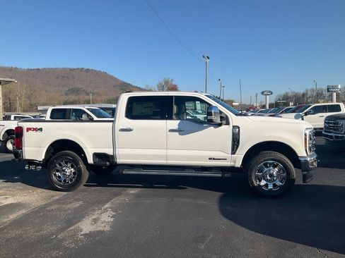 New 2026 Ford F250 Lariat w/ Chrome Package AWD/4WD image 4