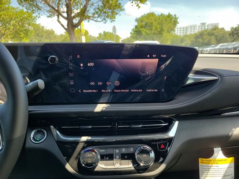 New 2026 Buick Envista Sport Touring w/ Convenience I Package FWD image 10
