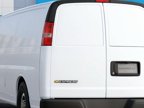 New 2026 Chevrolet Express 3500 w/ Power Convenience Package RWD image 7