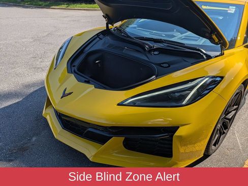 Used 2025 Chevrolet Corvette Z06 w/ Stealth Interior Trim Package RWD image 39