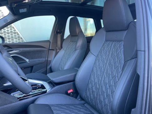 New 2025 Audi SQ5 Premium Plus image 15