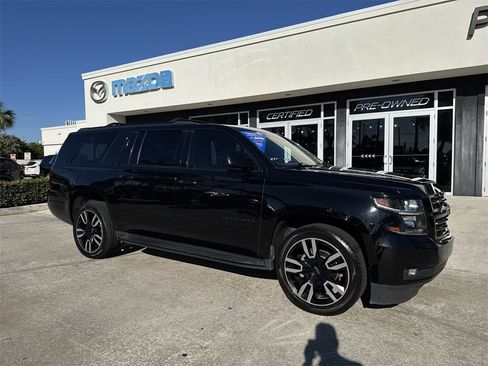 Used 2019 Chevrolet Suburban Premier w/ RST 6.2L Performance Edition image 7