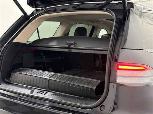 Used 2022 Lincoln Aviator Grand Touring w/ Equipment Group 301A image 8