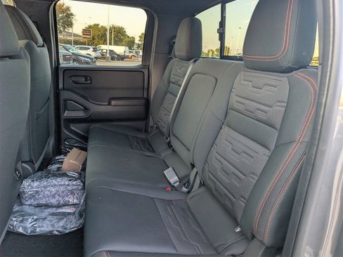 New 2026 Nissan Frontier PRO-4X w/ Pro-4x Convenience Package image 18